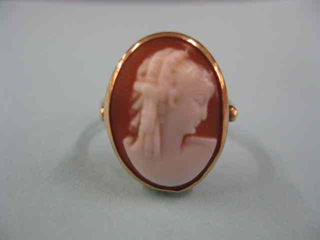 Appraisal: k Gold Cameo Ring carved shell portrait of a lady