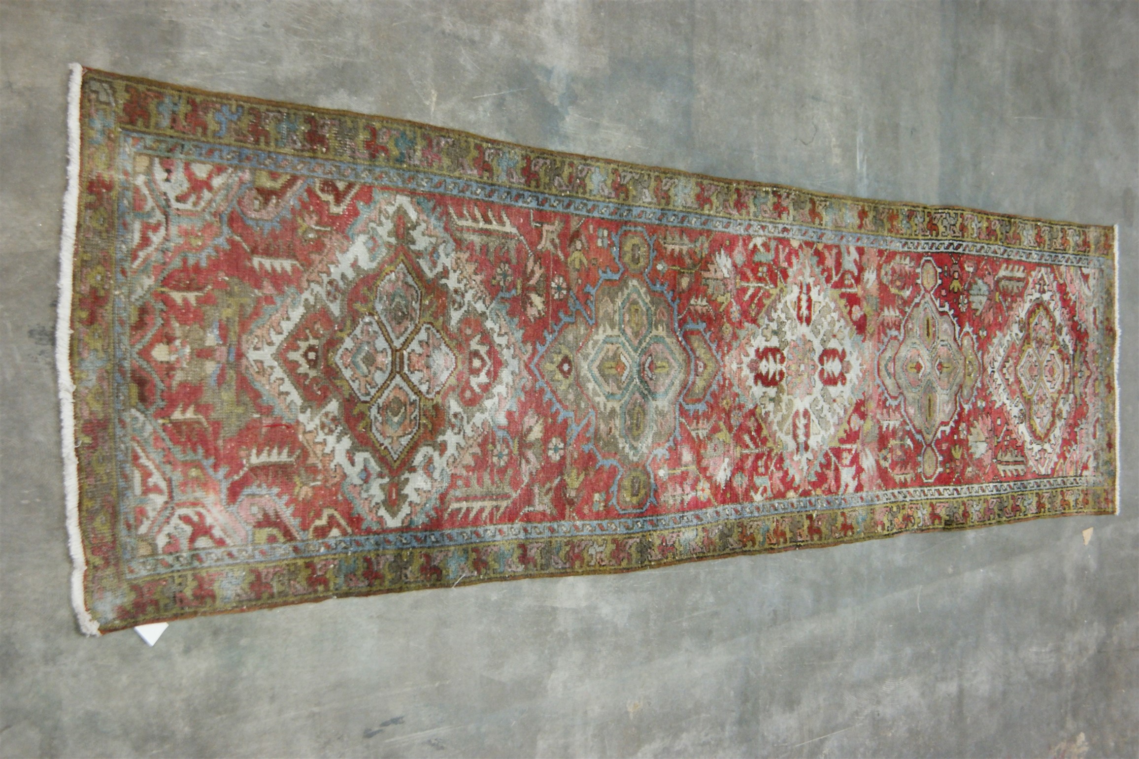 Appraisal: ORIENTAL RUG ' X ' SERAPI Oriental rug ' x