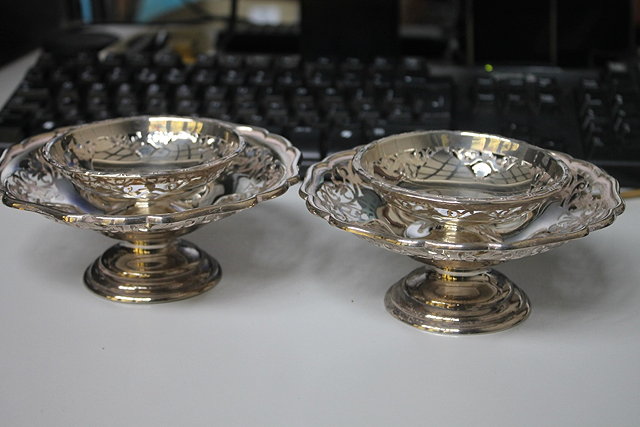 Appraisal: A SILVER BON BON DISH with pierced border cm and