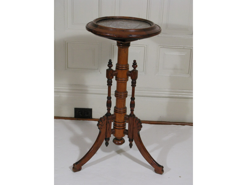 Appraisal: Victorian Fern Stand late th c walnut circular dish top