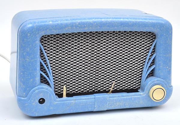 Appraisal: STROMBERG CARLSON OVALTONE RADIO CIRCA BLUE EGGSHELL CASE AND CREAM