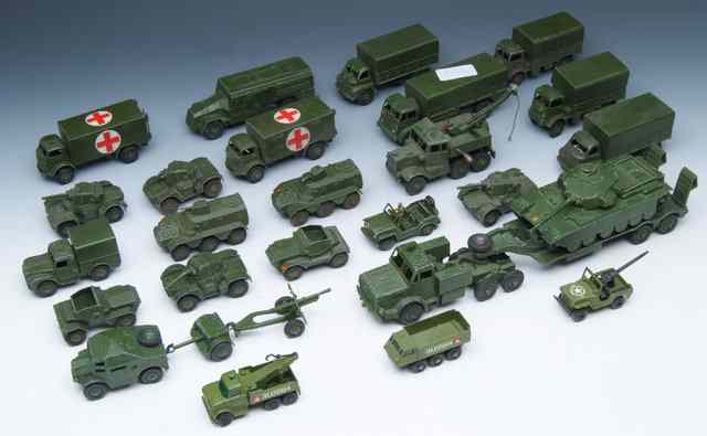 Appraisal: A QUANTITY OF DINKY TOYS military vehicles to include tonne