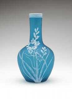 Appraisal: A Thomas Webb Sons cameo glass vase Late th century