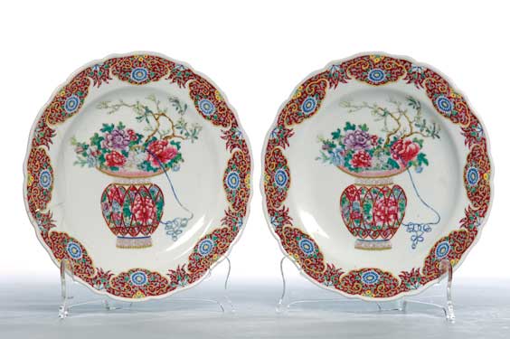 Appraisal: THREE CHINESE EXPORT PORCELAINS Three antique Chinese Export Porcelain dishes