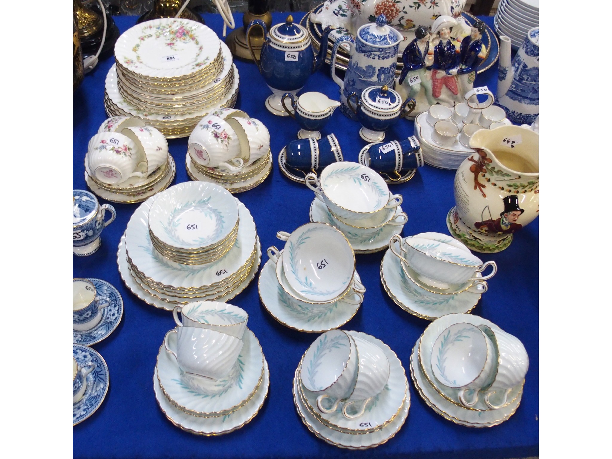 Appraisal: Lot comprising Mintons 'Symphony' tea and dinnerwares to include six