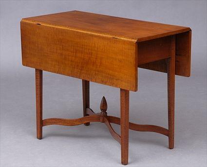 Appraisal: NEW ENGLAND FEDERAL FIGURED MAPLE DROP LEAF TABLE Overhang top