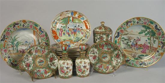 Appraisal: COLLECTION OF CHINESE EXPORT PORCELAIN th century including a set