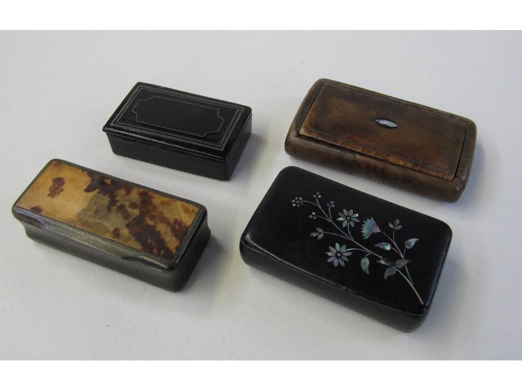 Appraisal: Lot comprising silver egg cup and four assorted snuff boxes