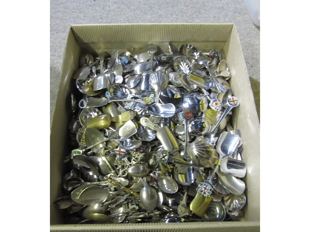 Appraisal: Lot comprising approx souvenir spoons