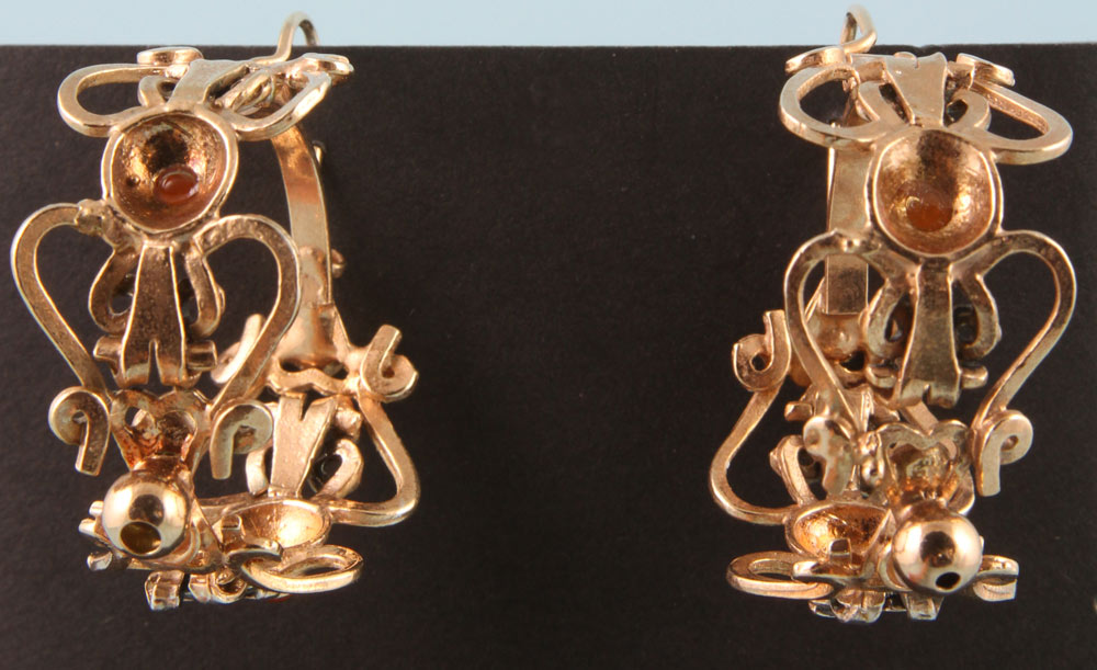 Appraisal: - kt Gold Earrings Pair of kt gold earrings oz