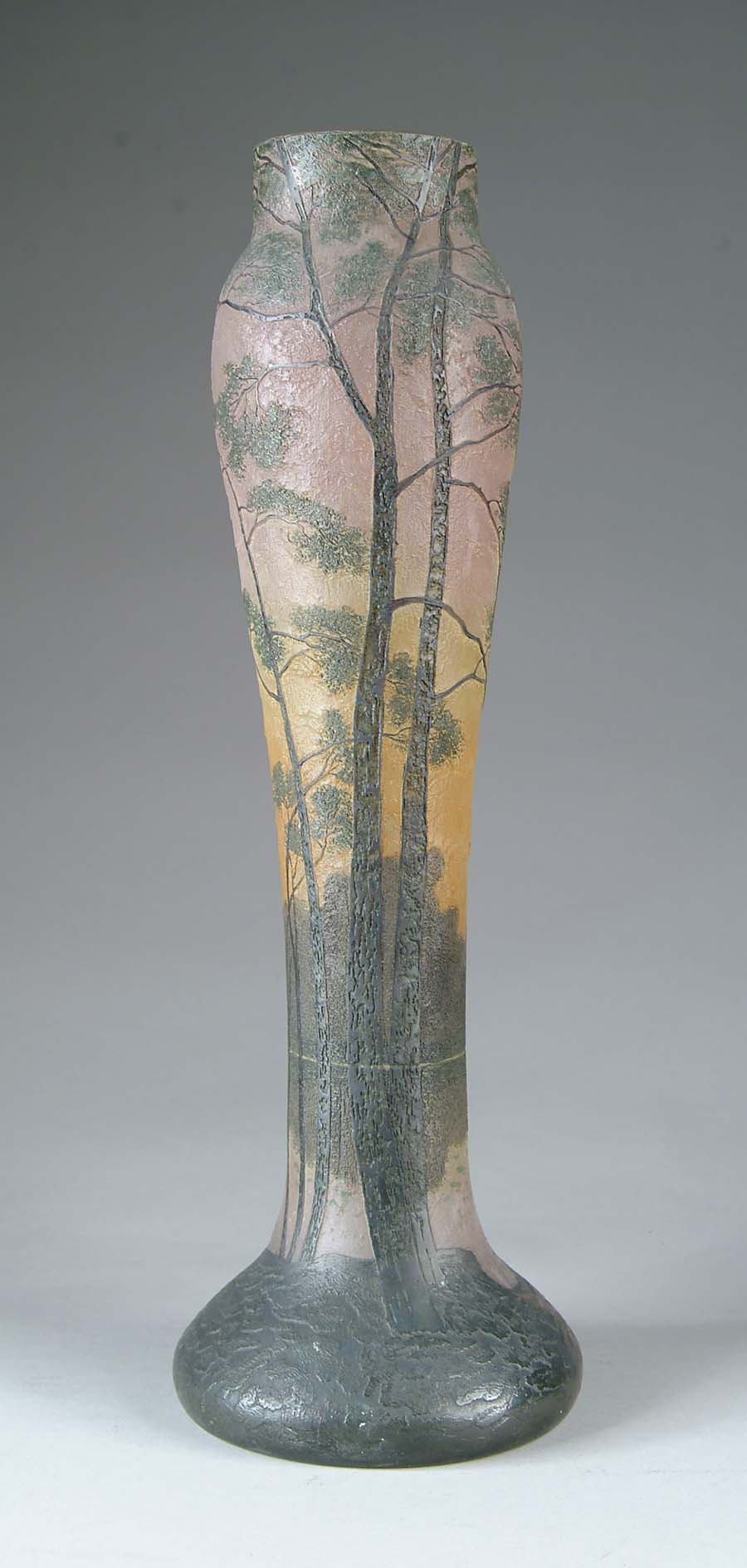 Appraisal: MONUMENTAL LEGRAS CAMEO VASE Vase depicts an all over autumnal