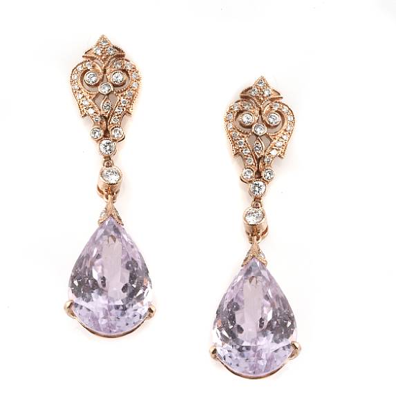 Appraisal: A kunzite diamond and k rose gold pendant