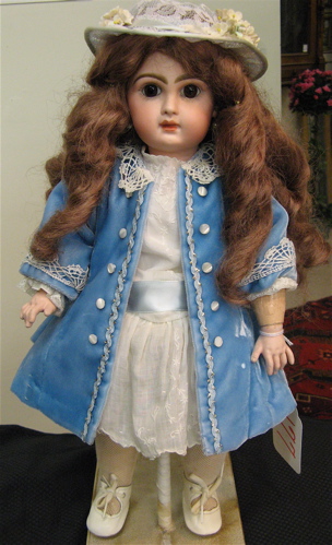 Appraisal: TETE JUMEAU BEBE FRENCH BISQUE HEAD DOLL in mold Bisque