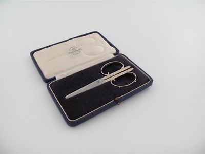 Appraisal: A pair of silver grape scissors by Mappin and Webb