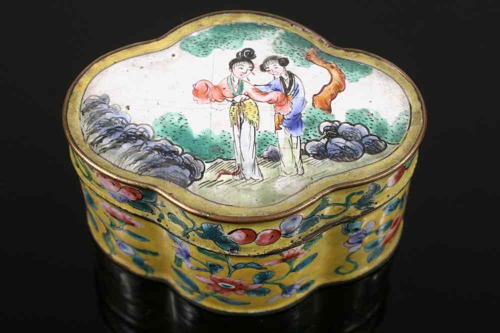 Appraisal: CHINESE ENAMELED BOX - Four-Lobed Chinese Enameled Box with slightly