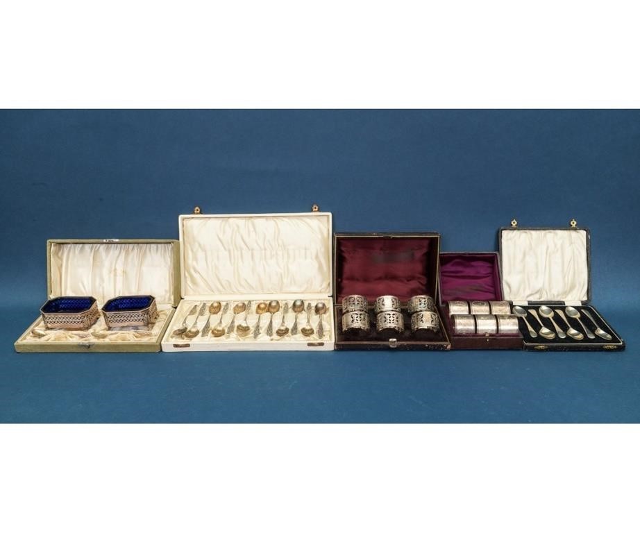 Appraisal: Cased English silver master salts with Cobalt inserts retailed by