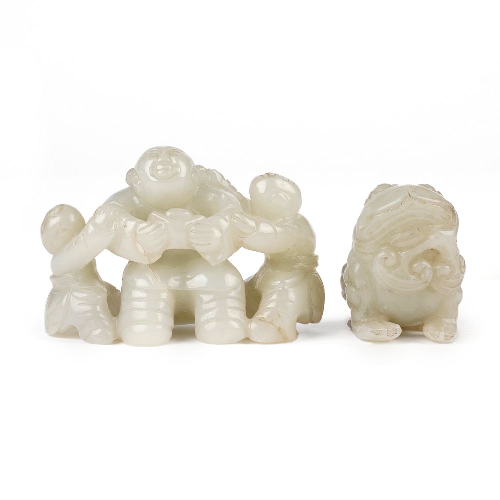 Appraisal: Grp th c Chinese Jade Carvings - Frog Family Group