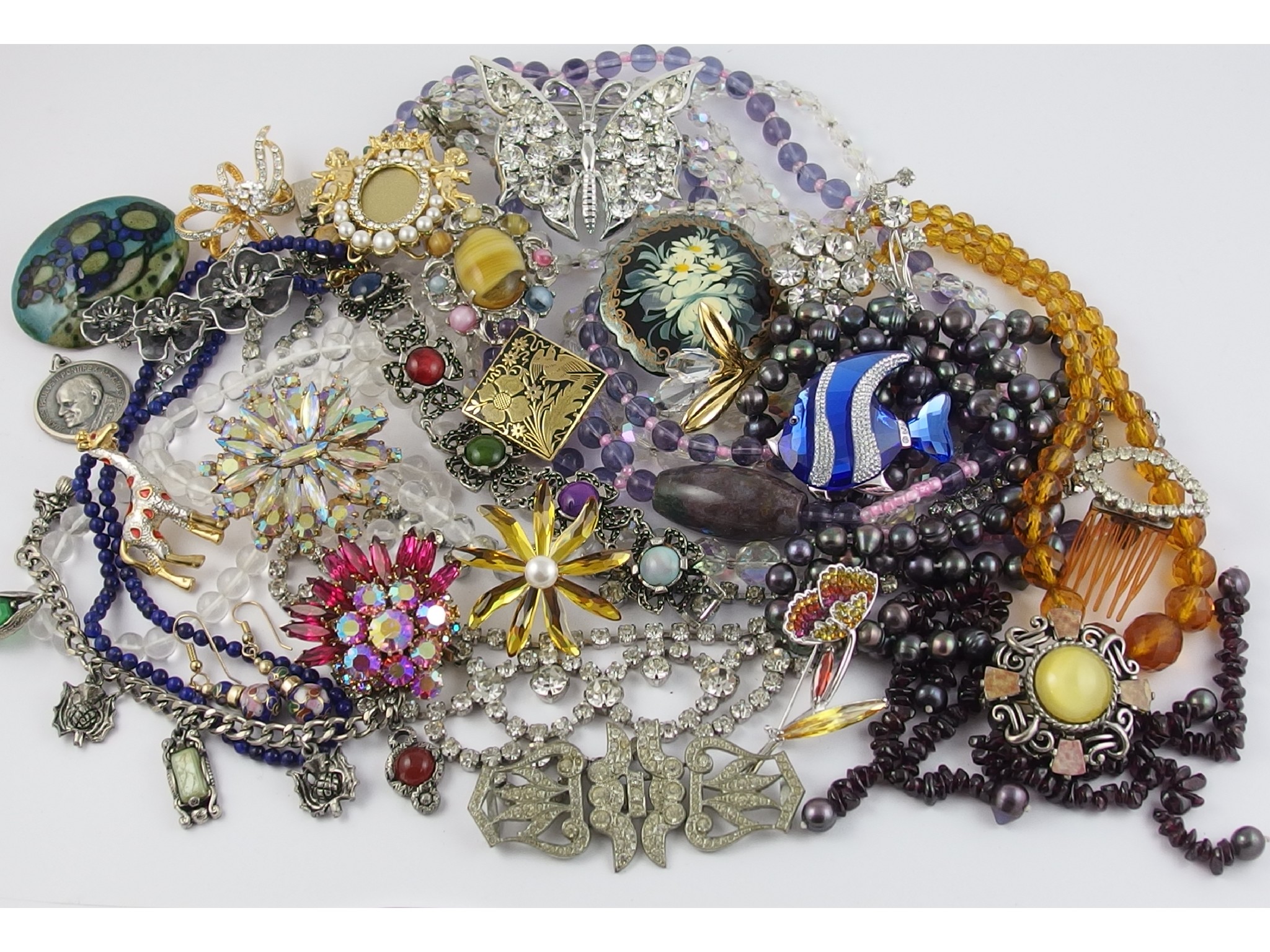 Appraisal: A collection of vintage costume jewellery to include items by