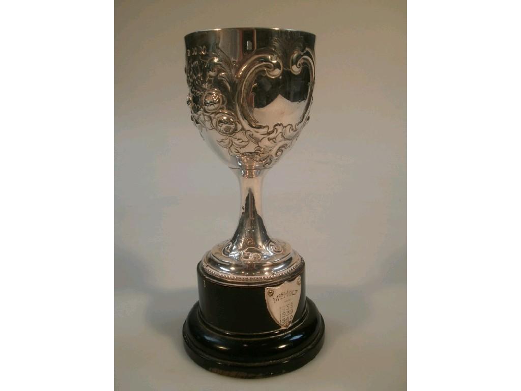 Appraisal: A Victorian silver prize cup embossed with cartouche and flower