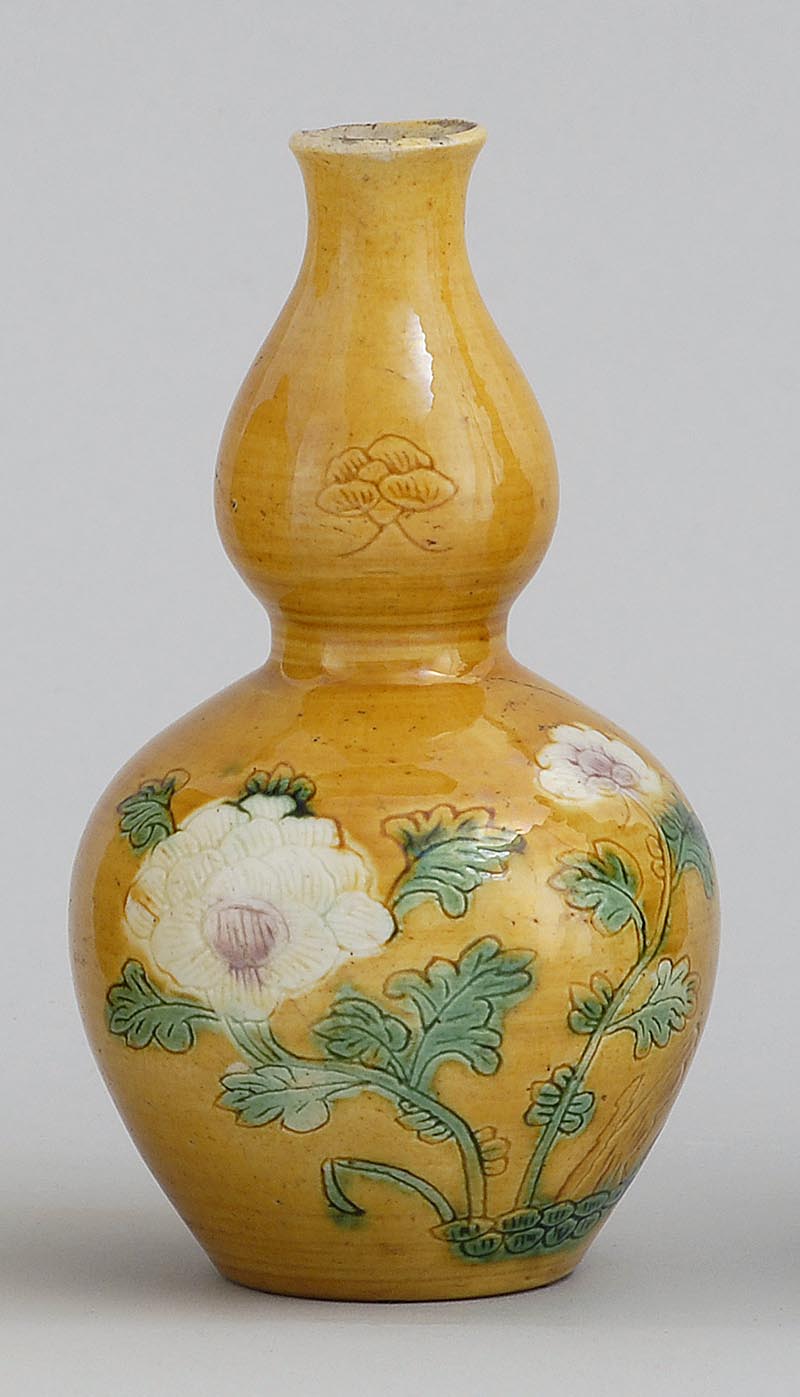 Appraisal: SANCAI PORCELAIN VASE Circa In double gourd form with green