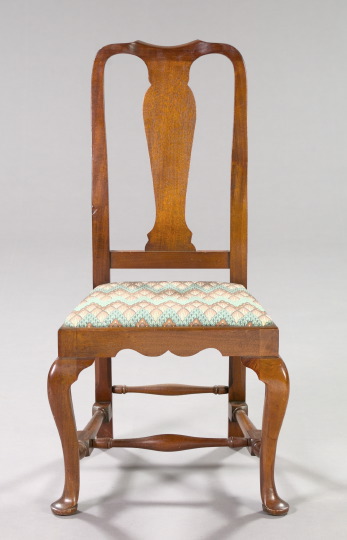 Appraisal: Queen Anne-Style Mahogany Sidechair mid- th century the shaped crest