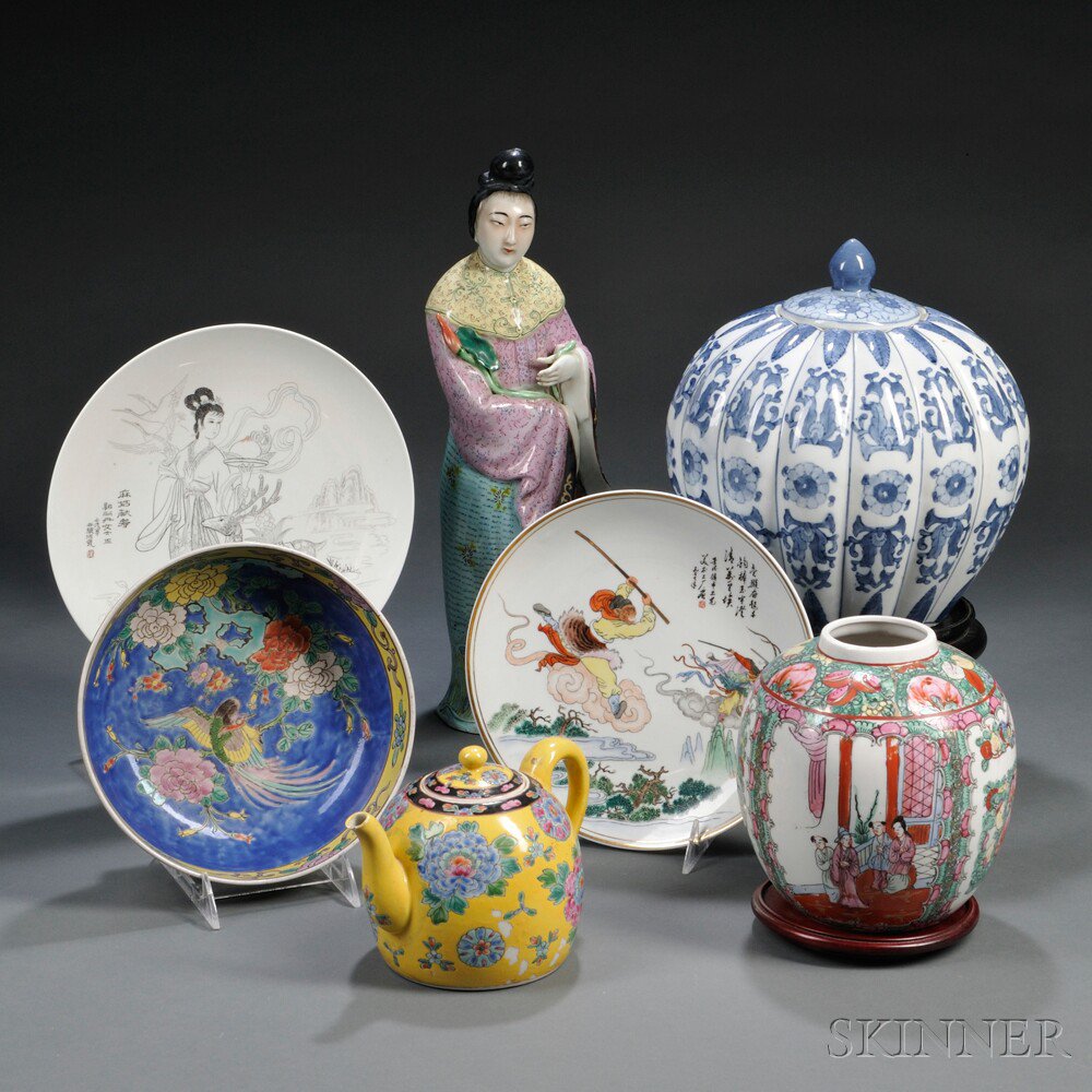 Appraisal: Seven Porcelain Items and Wood Stands China and Japan a