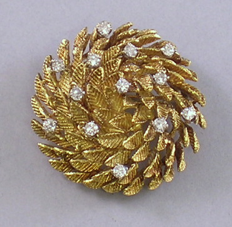 Appraisal: kt Gold and Diamond Brooch total dwt