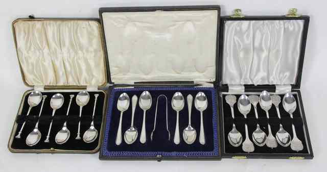 Appraisal: A cased set of six Queen's Silver Jubilee silver teaspoons