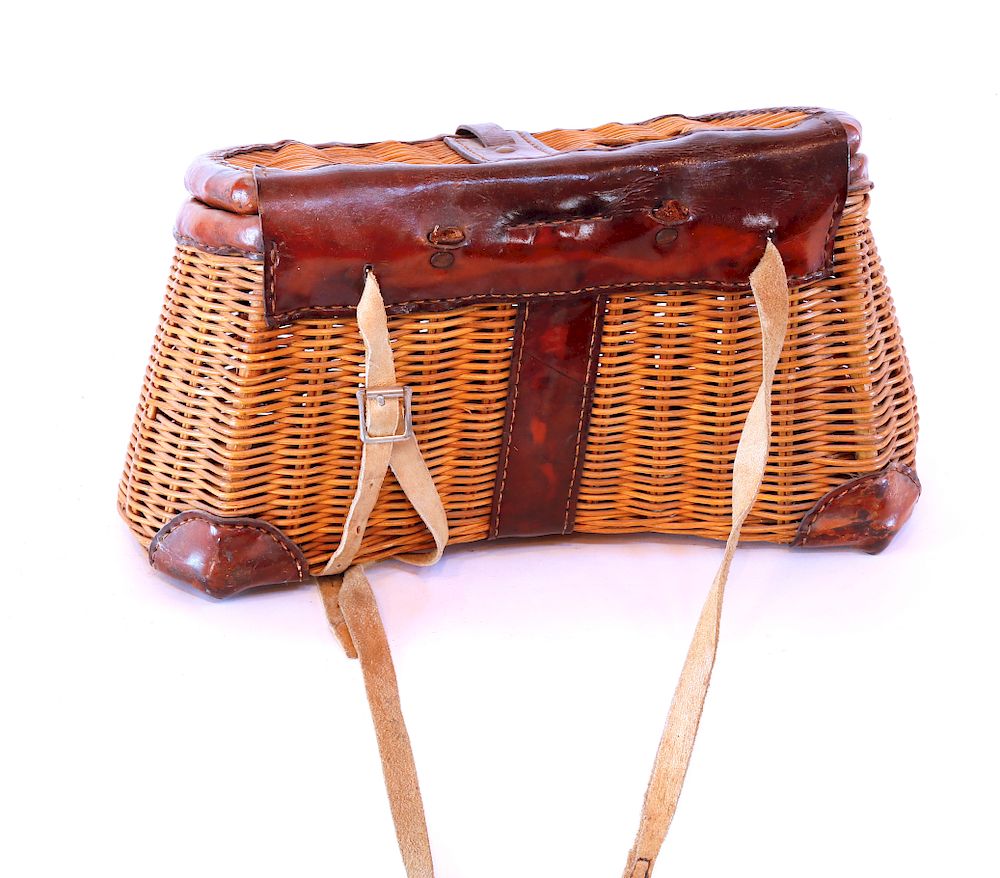 Appraisal: Vintage Fishing Creel Basket Exclusive on Bidsquare Vintage Wicker Leather