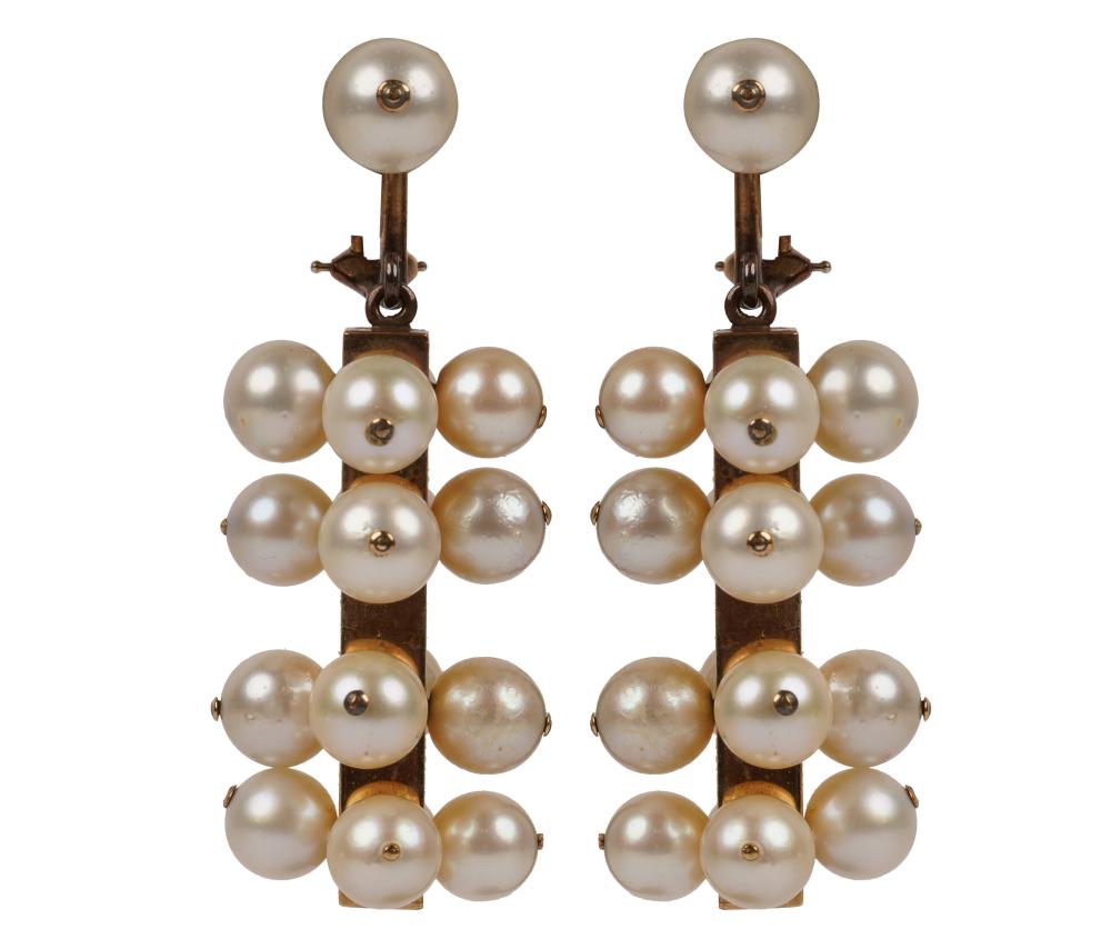 Appraisal: PAIR OF KARAT YELLOW GOLD CULTURED PEARL EARRINGScontaining two round