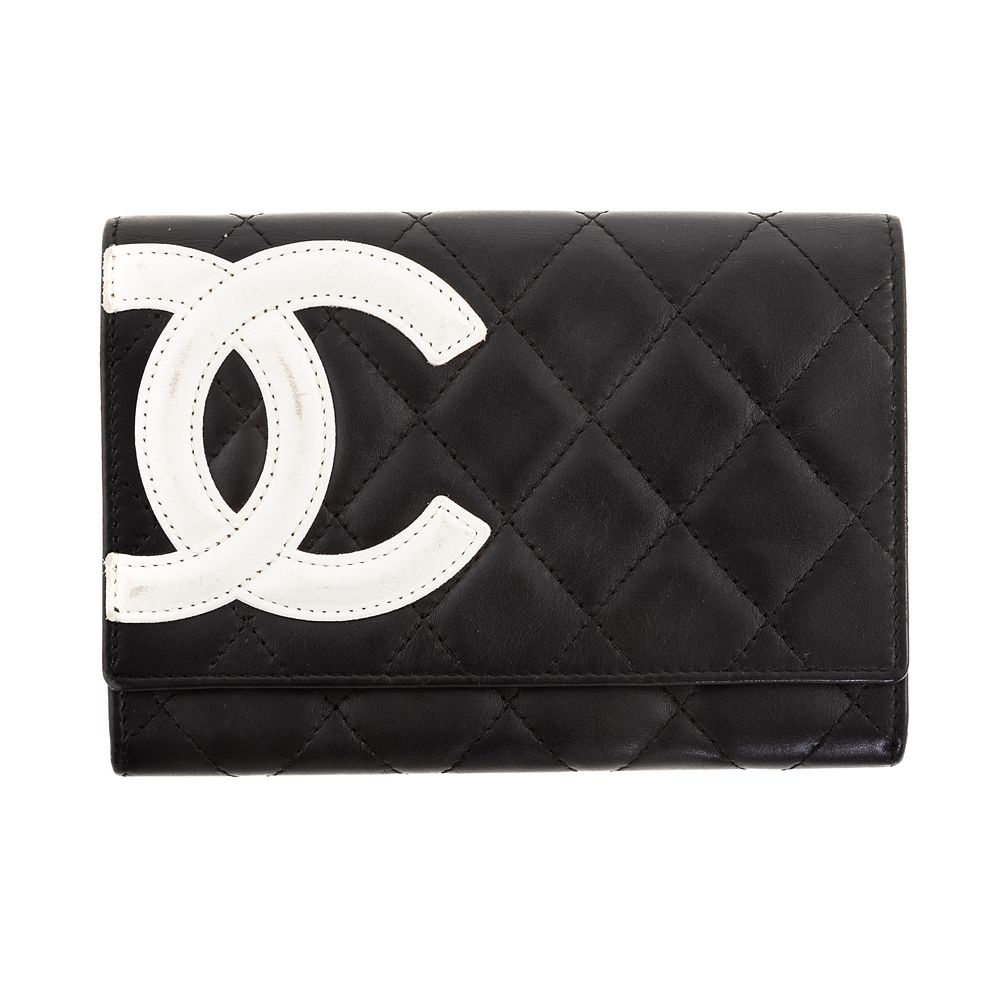 Appraisal: A Chanel Ligne Cambon Wallet A black quilted lambskin leather