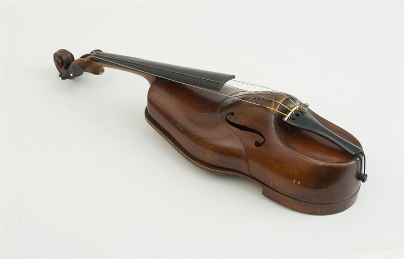 Appraisal: STAINED WOOD SHOE-FORM VIOLIN x in Estimate -