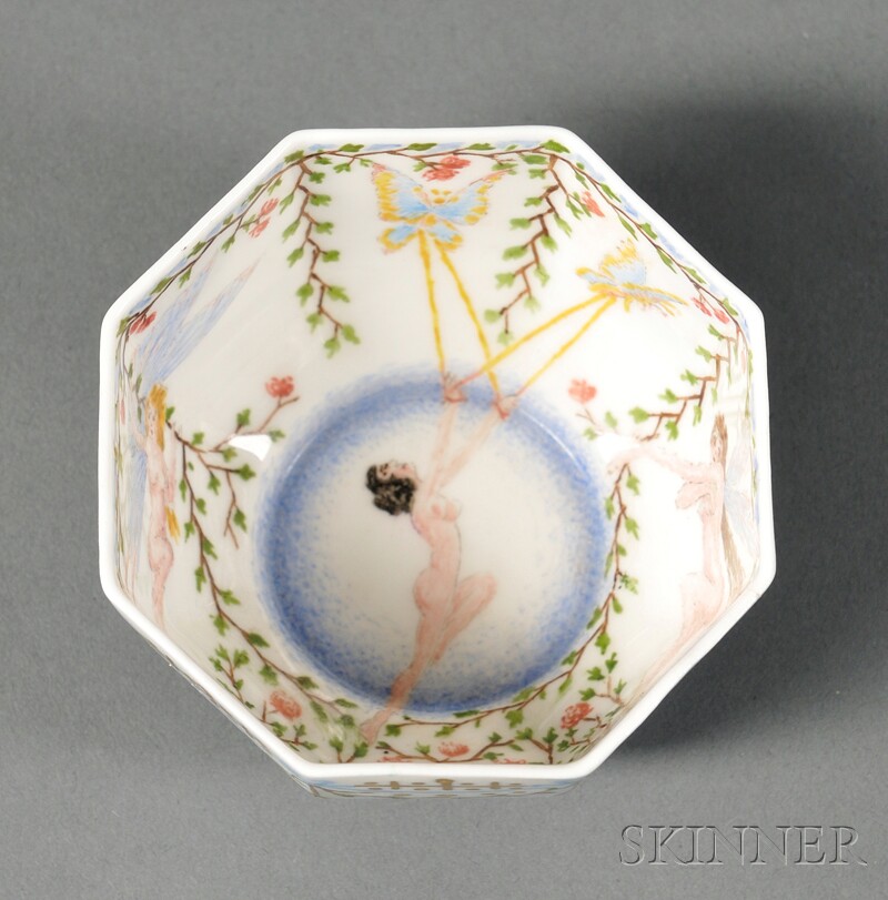 Appraisal: Wedgwood Hand-painted Bone China Bowl England octagonal with polychrome enamel