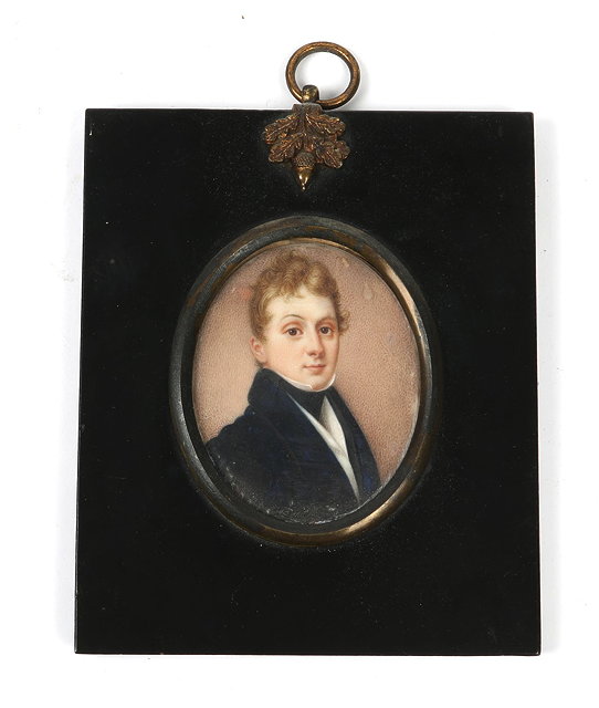 Appraisal: ENGLISH SCHOOL EARLY TH CENTURYPortrait of a young gentleman with