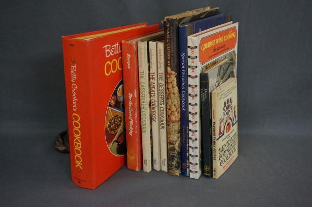 Appraisal: Betty Crocker Southern Living Other Cookbooks Vintage - and includes