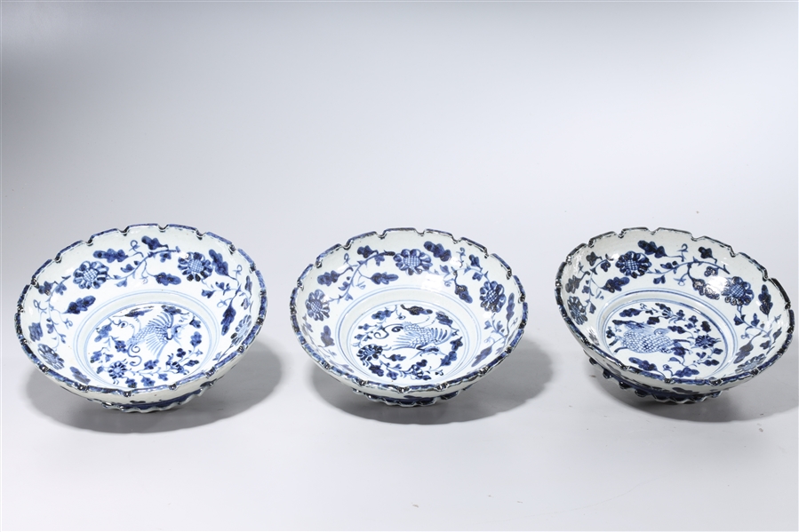 Appraisal: Group of Three Chinese Ming-style blue and white porcelain bowls