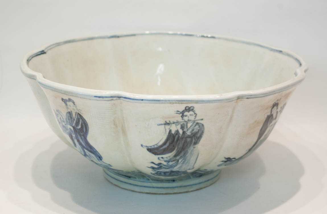 Appraisal: CHINESE BLUE AND WHITE PORCELAIN BOWL with scalloped and fluted