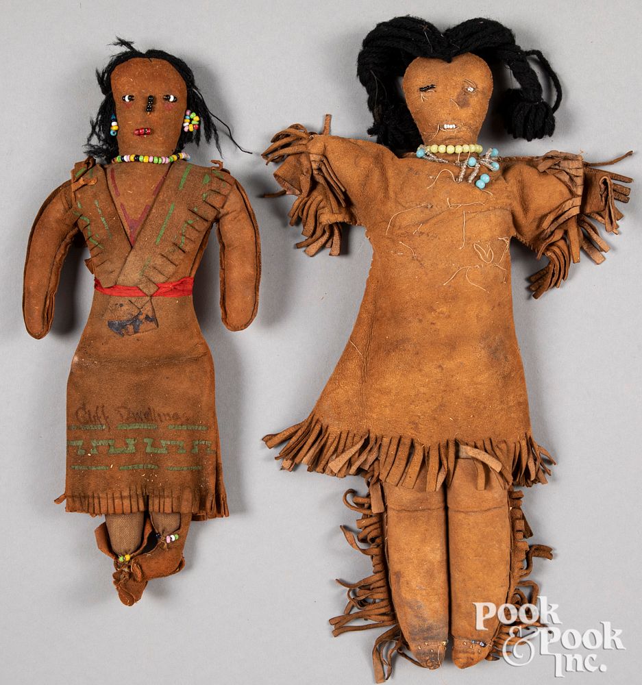 Appraisal: Two Native American Indian leather dolls Two Native American Indian