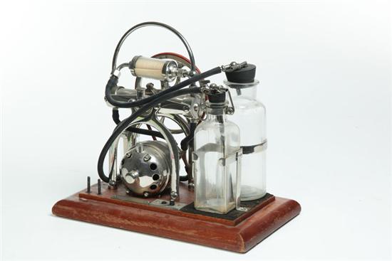 Appraisal: MEDICAL PUMP American late th-early th century Electrical pump with