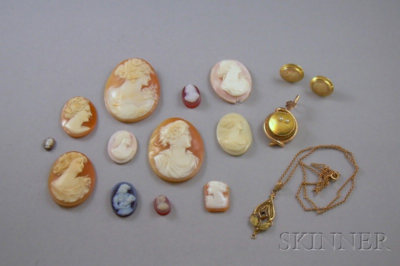 Appraisal: Small Group of Jewelry including two gold pendants a pair