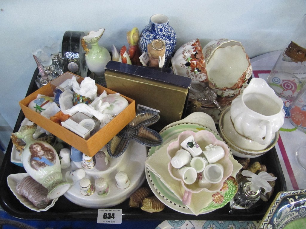 Appraisal: Tray lot comprising thimbles ornaments Wade whimsies