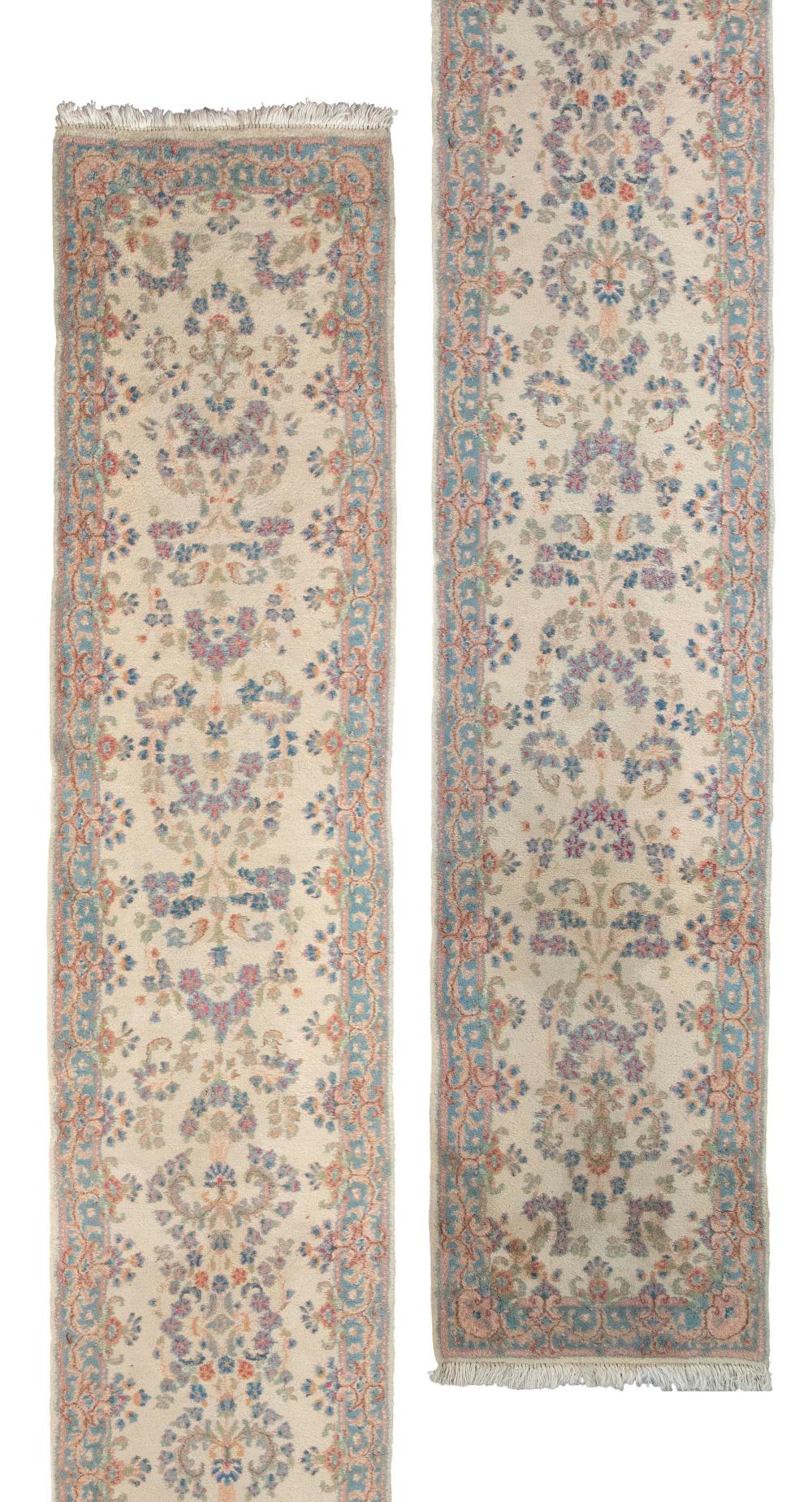 Appraisal: KIRMAN RUG X LATE TH CENTURYKIRMAN RUG ' X '