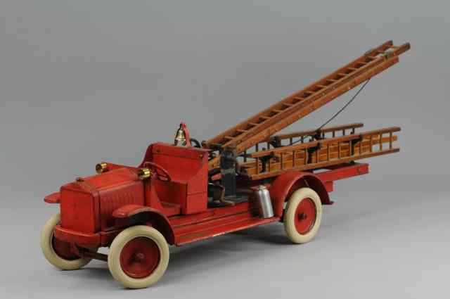 Appraisal: KELMET ''BIG BOY'' LADDER TRUCK C pressed steel painted in