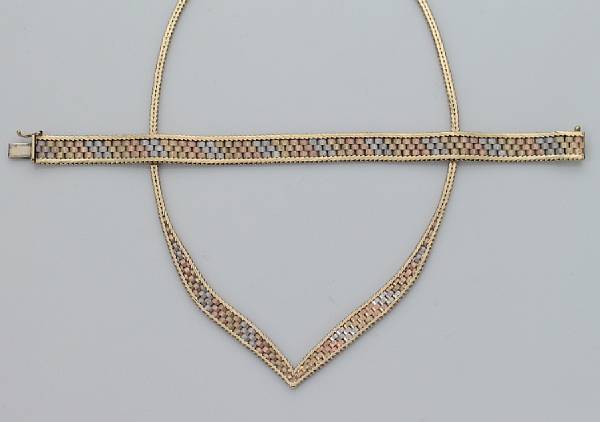 Appraisal: A set of k tri-color gold jewelry including a necklace