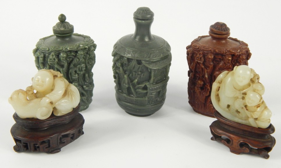 Appraisal: Three Chinese resin snuff bottles and a pair of miniature