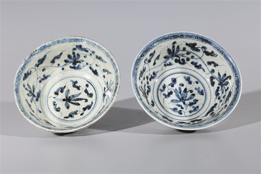 Appraisal: Two Chinese Ming style blue and white porcelain bowls each