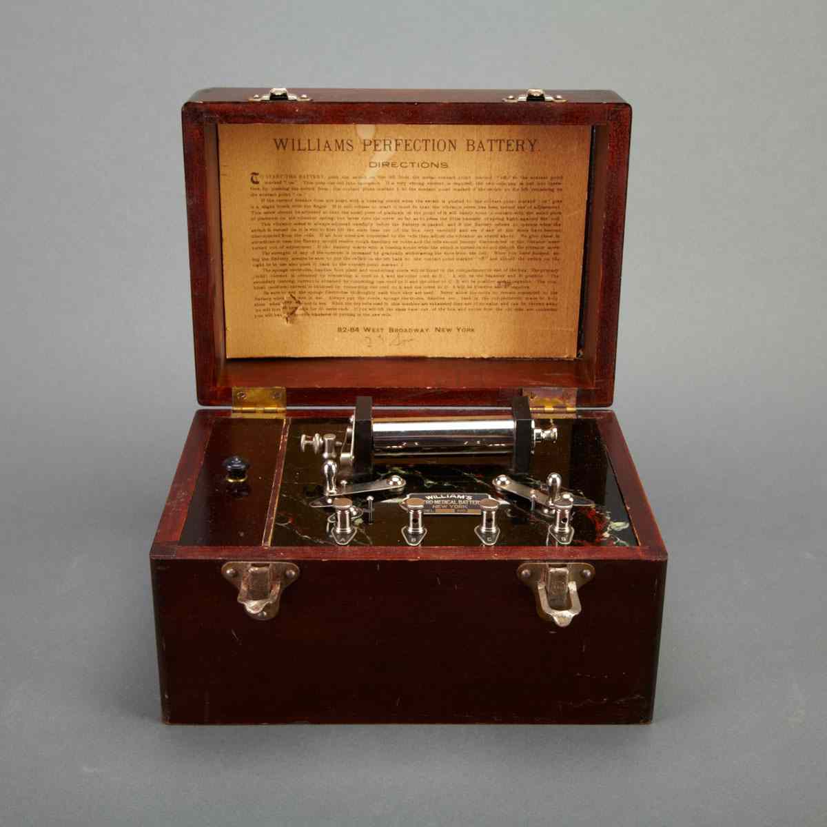 Appraisal: William s Electro-Medical Perfection Battery New York c mahogany cased