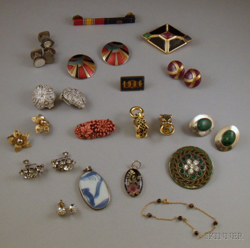 Appraisal: Small Group of Mostly Costume Jewelry including a quantity of