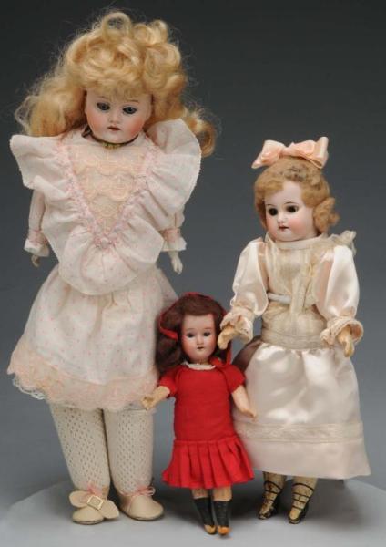 Appraisal: Lot of German Bisque Dolls Description Ca Bisque socket head