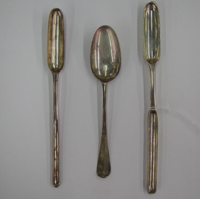 Appraisal: Three items antique silver including a William Soome marrow spoon